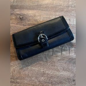 Black Leather Coach Long Snap Wallet | 14 card slots + bill slot + coin zip